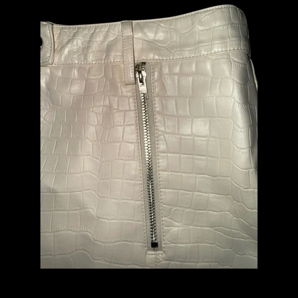 Cream Croc Mini Skirt Y2K Clubwear 2000s Party‎ Fit
